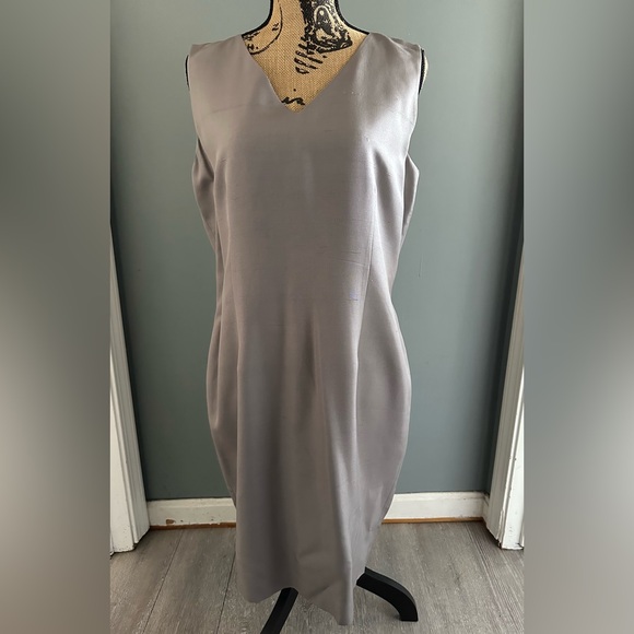 Vintage 1999 2-pc Spenser Jeremy 100% Silk Gray sheath dress and coat. Size 12. - Picture 8 of 10